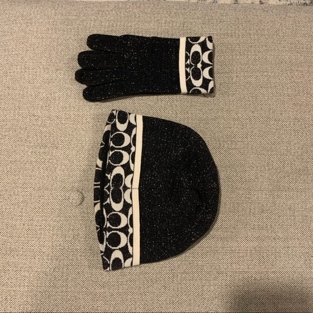 Coach matching toque and gloves